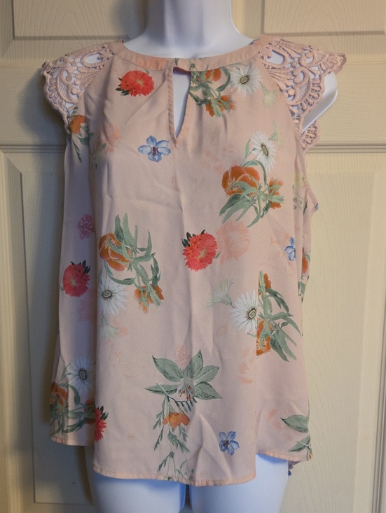 Express Tops - Express Floral Sleeveless Blouse Size Medium